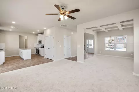 160 Cherokee Rose Dr, Jackson, GA 30233 photo 7