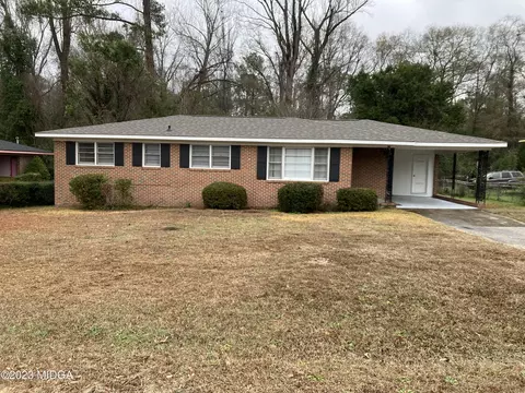 120 Arlethia Dr, Macon, GA 31211