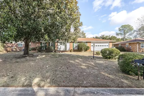 118 Avalon Dr, Warner Robins, GA 31093