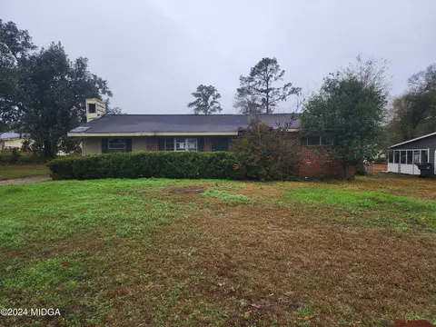 710 Pine Ave, Americus, GA 31709