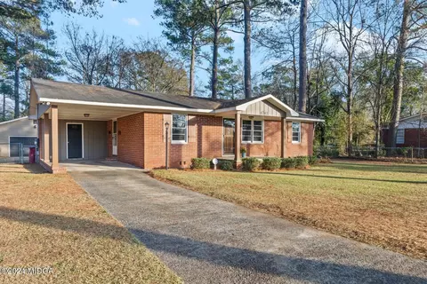 4742 Brookhaven Rd, Macon, GA 31206