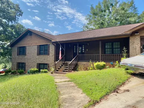 25 Country Roads Ct, Stockbridge, GA 30281
