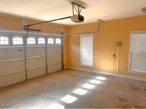 208 Pembroke, Centerville, GA 31028 photo 9
