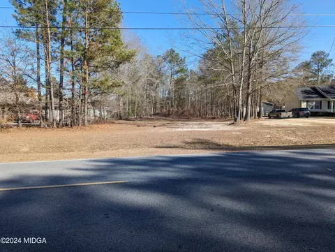 7455 Bethel Church Rd, Lizella, GA 31052