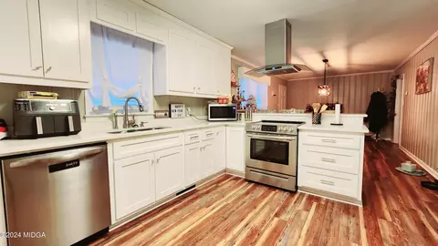 101 Pine Crest Dr, Byron, GA 31008 photo 7