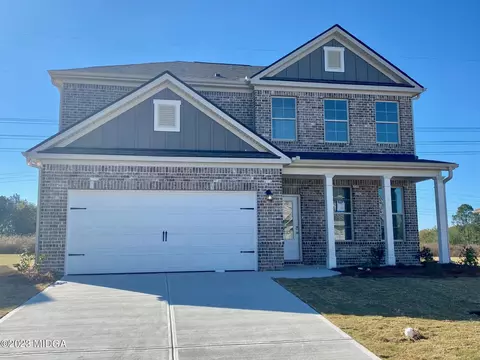 106 Davids Place Dr, Warner Robins, GA 31088