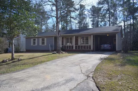 609 Friar Tuck Ln, Macon, GA 31220