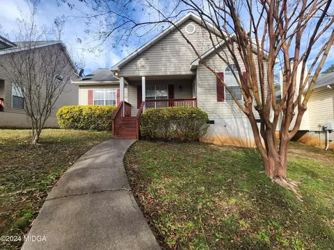 844 Glenridge Ct, Macon, GA 31211