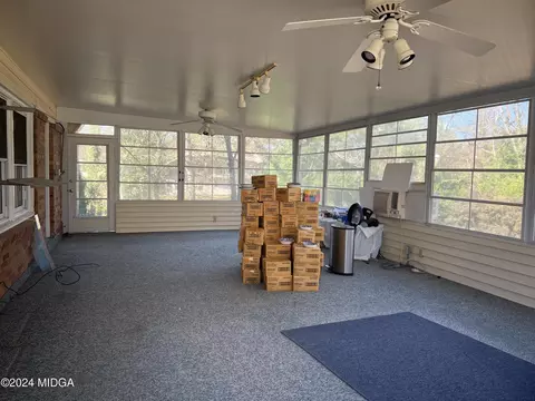 100 Chestnut Rd, Warner Robins, GA 31088 photo 2