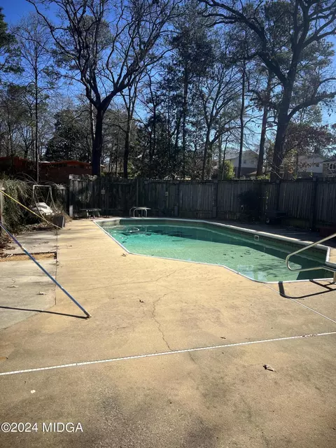 100 Chestnut Rd, Warner Robins, GA 31088 photo 4