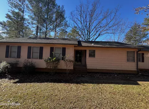 223 River Hills Rdg, Macon, GA 31211