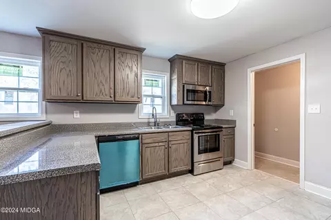 151 Garrison Rd, Macon, GA 31211 photo 8