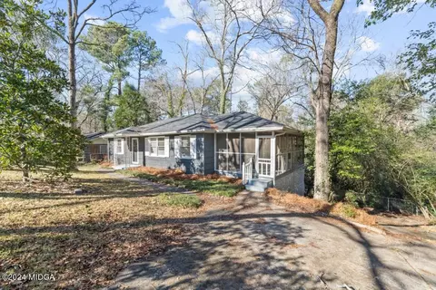 2973 Woodhaven Cir, Macon, GA 31204