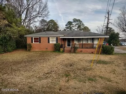 5494 Bloomfield Rd, Macon, GA 31206