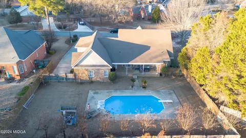 105 Windermere Cir, Perry, GA 31069 photo 5