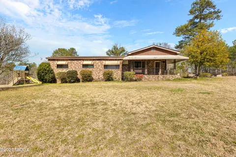 5835 Mckinley Dr, Macon, GA 31220