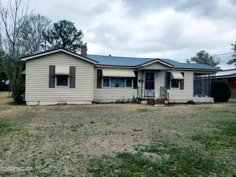 2911 Richard Dr, Macon, GA 31206