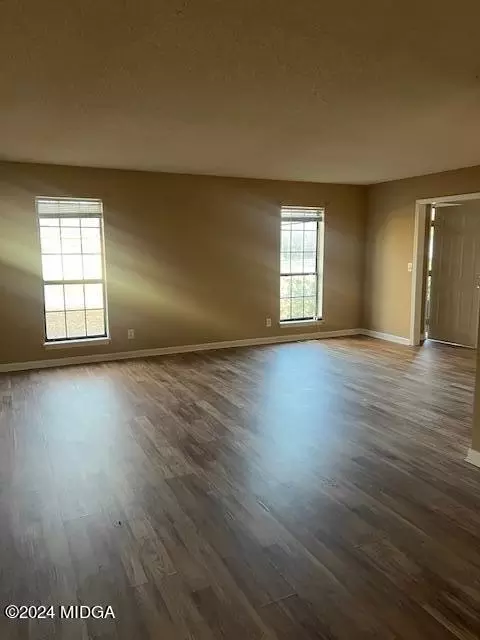 101 Mobley Ct, Warner Robins, GA 31088 photo 4