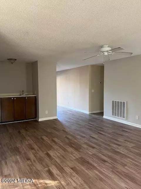 101 Mobley Ct, Warner Robins, GA 31088 photo 8