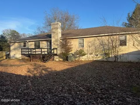 101 Mobley Ct, Warner Robins, GA 31088 photo 2