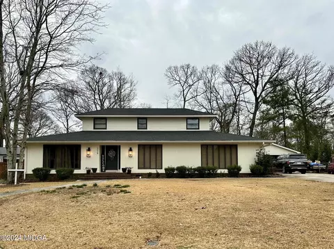306 Tarrasa Dr, Warner Robins, GA 31088