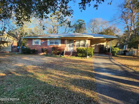 2983 Reynolds Dr, Macon, GA 31206