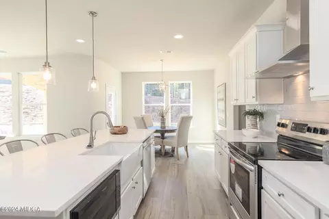 132 James Pl, Macon, GA 31210 photo 6