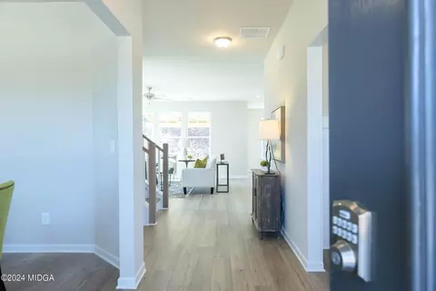 132 James Pl, Macon, GA 31210 photo 4