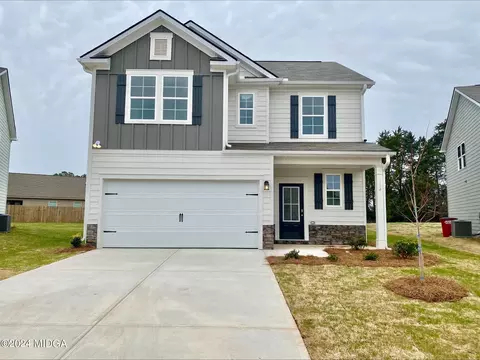 154 Red Birch Ln, Warner Robins, GA 31093