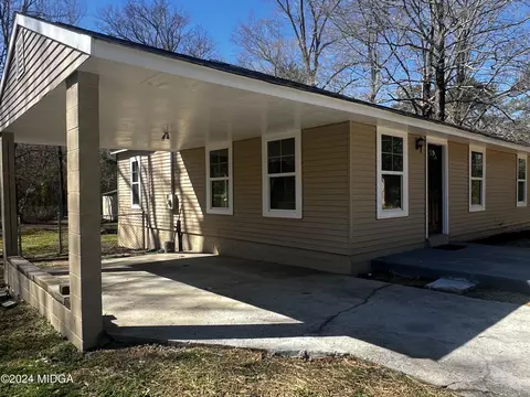 3912 Travis Blvd, Macon, GA 31206