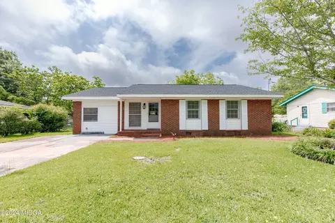 312 Spruce St, Fort Valley, GA 31030