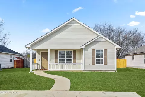 227 Kensington Cir, Warner Robins, GA 31093
