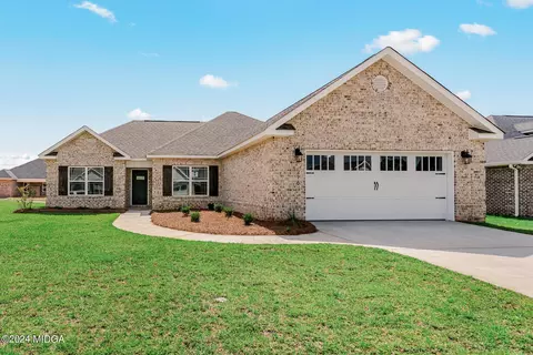 216 Otters Rdg, Kathleen, GA 31047