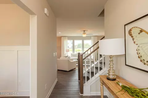 128 James Pl, Macon, GA 31210 photo 2