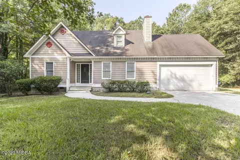 406 Longleaf Dr, Macon, GA 31220