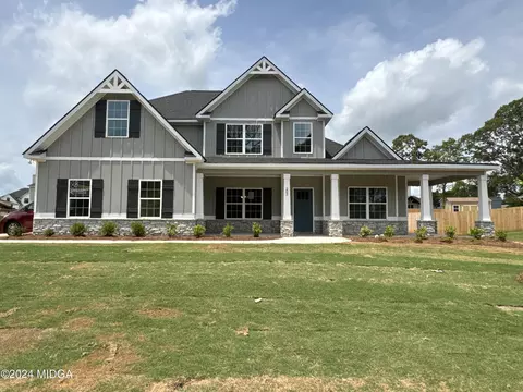 203 Bella Notte Cir #8B, Warner Robins, GA 31088