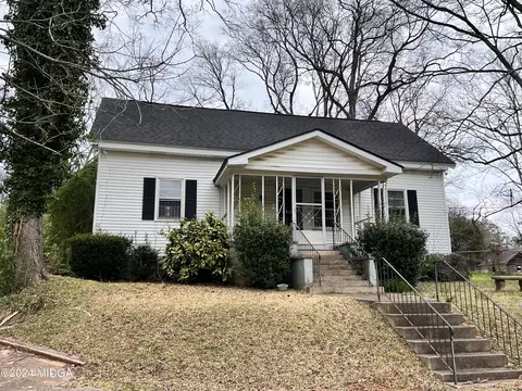144 Washington St, Gray, GA 31032
