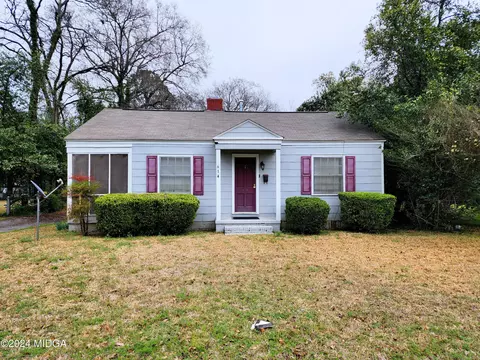 614 Miller Drive Dr, Warner Robins, GA 31093