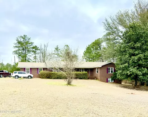 88 Camellia Plant Rd, Juliette, GA 31046
