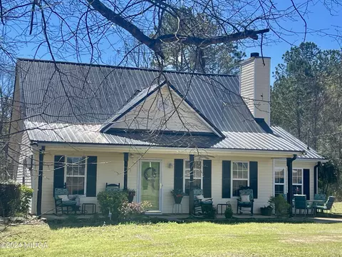 141 Logans Dr SE, Milledgeville, GA 31061