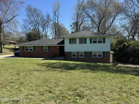 4404 Fairfax Dr, Macon, GA 31206