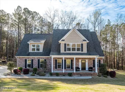 34 Oakwood Ct, Forsyth, GA 31029