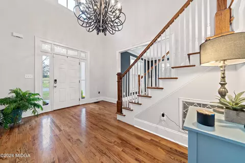 Entry Way - 211 Diamond Pl, Gray, GA 31032 photo 4 of 6