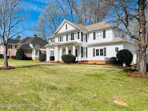 Exterior - 211 Diamond Pl, Gray, GA 31032 photo 2 of 10
