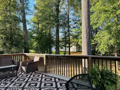 Exterior - 211 Diamond Pl, Gray, GA 31032 photo 8 of 10