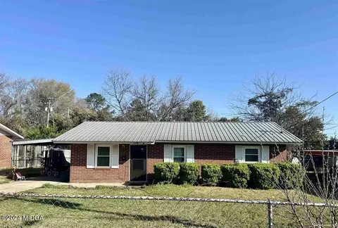 719 Crestwood Ter, Warner Robins, GA 31088