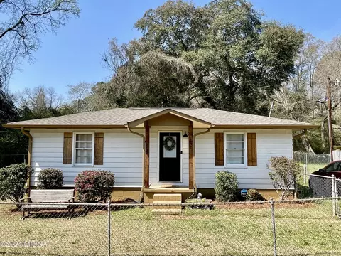 131 Fourth St SW, Milledgeville, GA 31061