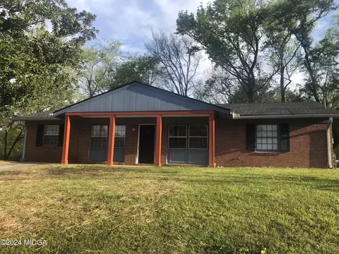 4135 Wood Forest Pl, Macon, GA 31210