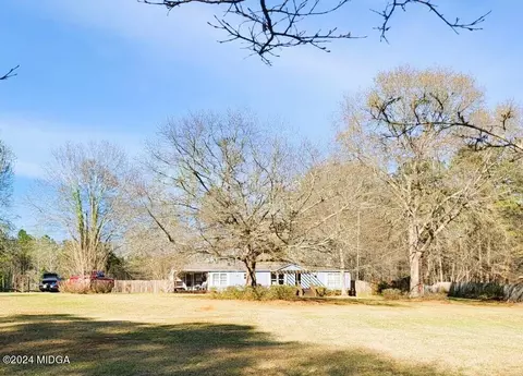 203 Emory Dr SE, Eatonton, GA 31024