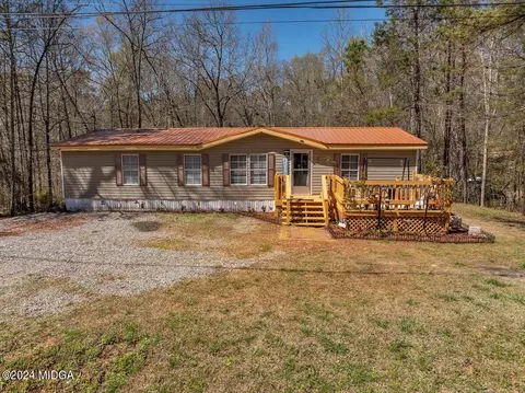 102 Little River Run N, Eatonton, GA 31024
